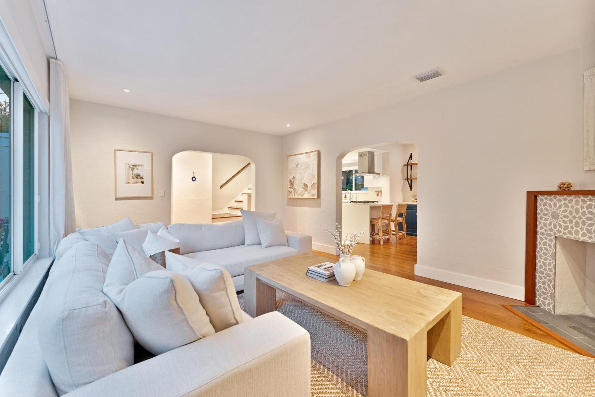 Stunning Historic With Jacuzzi Heated Pool And Style Backyard * Miami